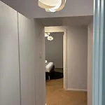 Luca's Luxury Flat In Palazzo Diaz-private Parking 10 Min Walk-fee Όπως