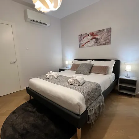 Luca's Luxury Flat In Palazzo Diaz - Center Lejlighed Como