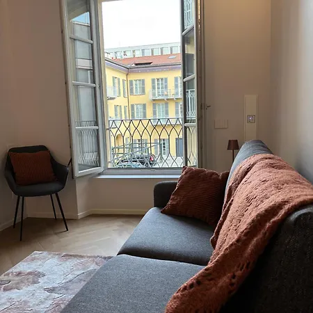 Luca's Luxury Flat In Palazzo Diaz-private Parking 10 Min Walk-fee Lejlighed