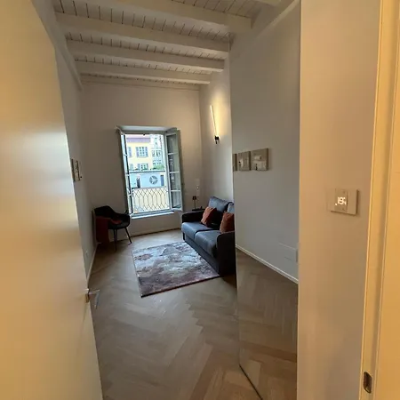 Luca's Luxury Flat In Palazzo Diaz-private Parking 10 Min Walk-fee Lejlighed *
