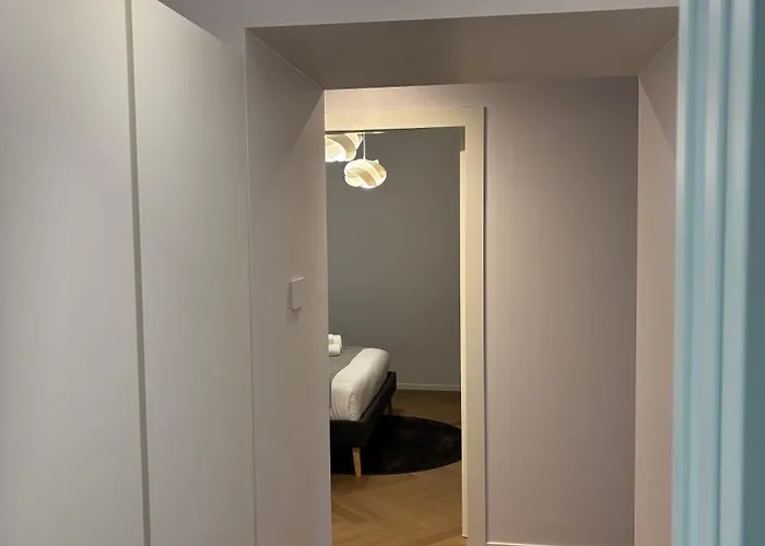 Luca's Luxury Flat In Palazzo Diaz-private Parking-fee كومو