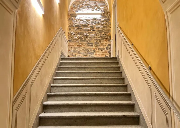 Luca's Luxury Flat In Palazzo Diaz-private Parking-fee