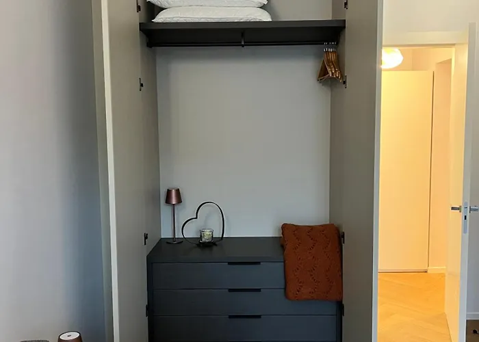 Luca's Luxury Flat In Palazzo Diaz-private Parking-fee Lejlighed Como