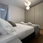 Luca's Luxury Flat In Palazzo Diaz-private Parking 10 Min Walk-fee * Como